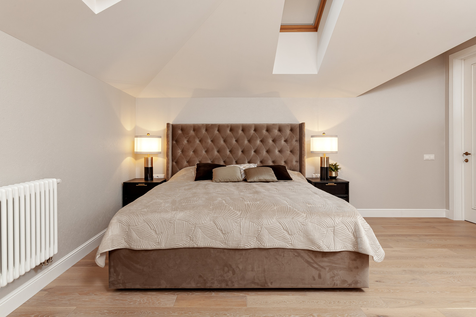 Строительство дома и отделочные работы. Дом на Новой Риге. 700 кв.м.