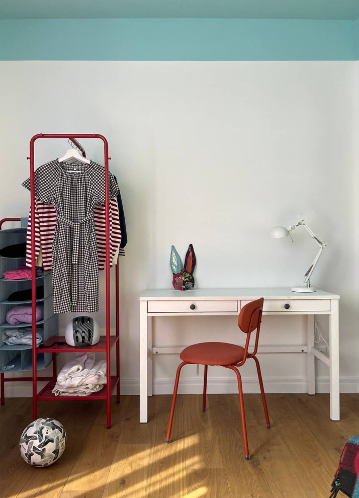 Обложка проекта: Комната для девочки-подростка