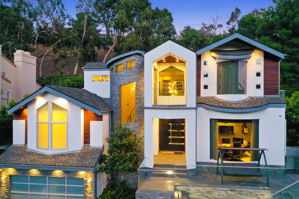 Беверли Хиллз - Лос Анджелес. Дом в современном стиле.