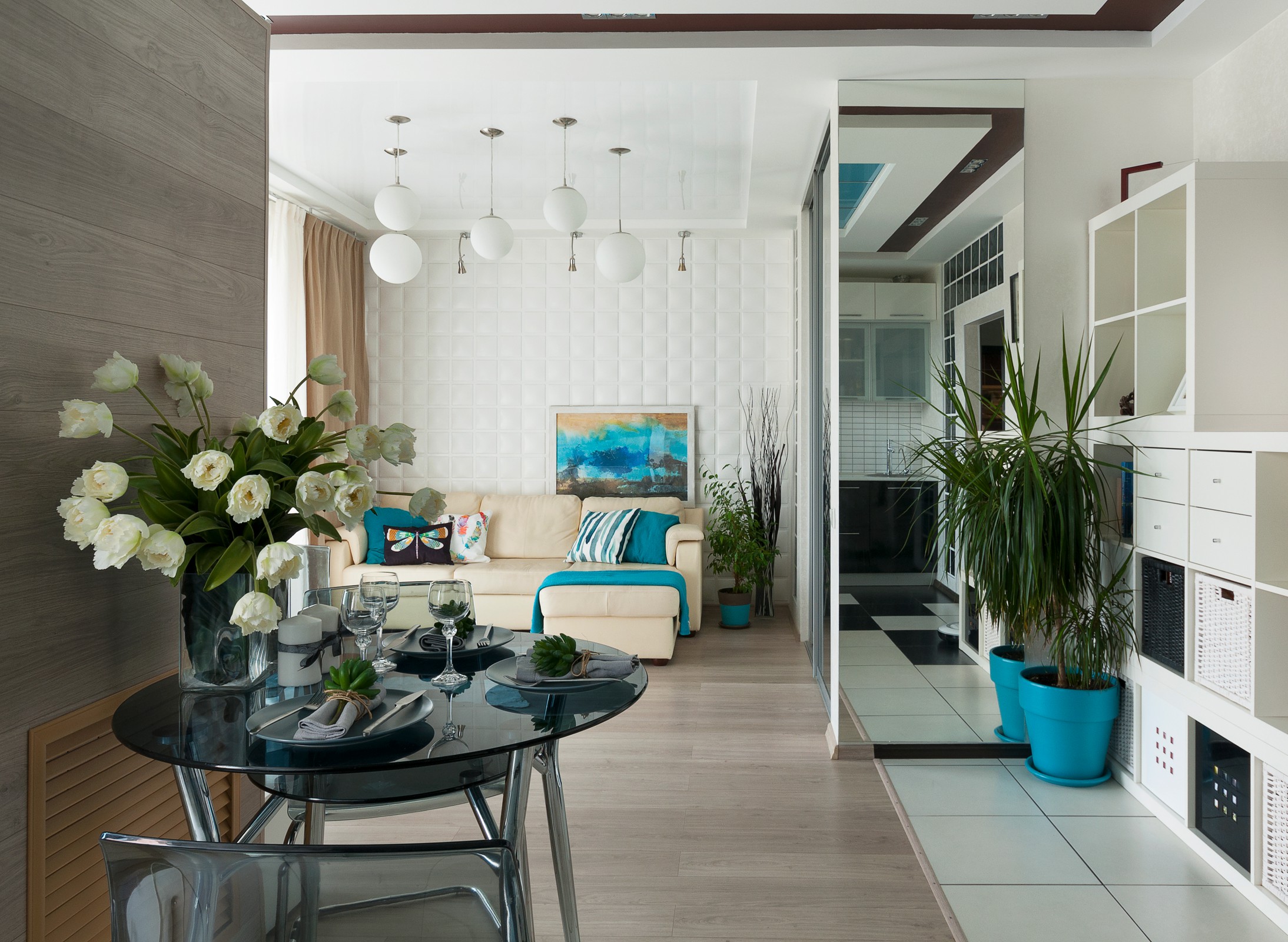 Живи легко. Квартира-студия для молодой пары.