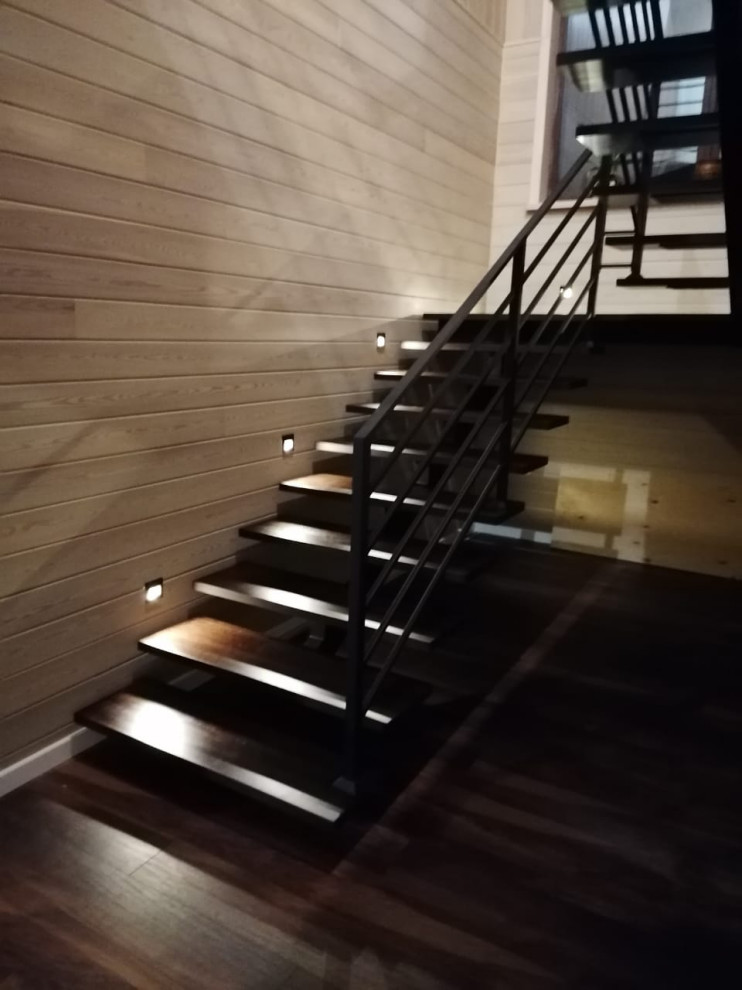 Лестница на стальном монокосоуре