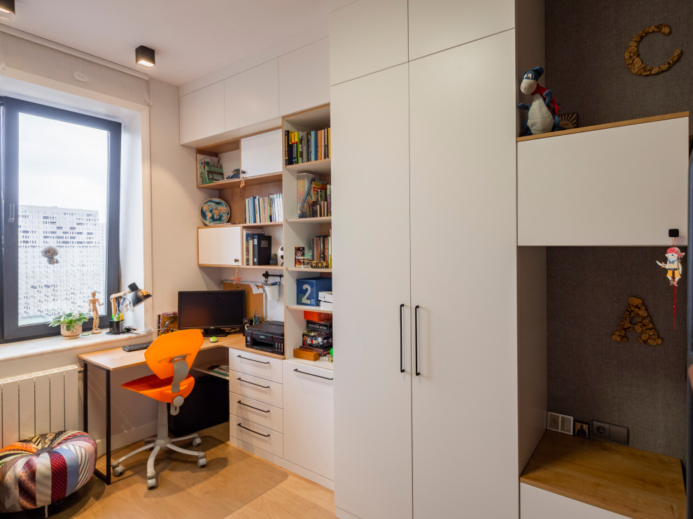 Меблировка детской для мальчиков 11 и 16 лет