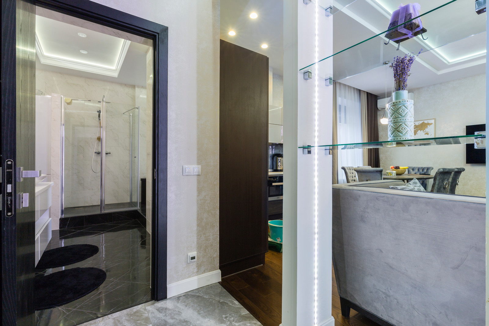 STYLISH LUX APARTMENT IN THE HEART OF THE CITY