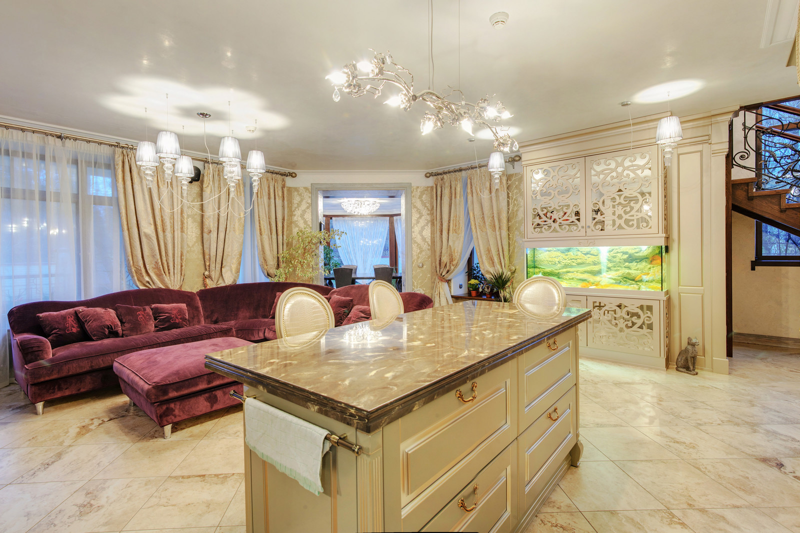 Трехэтажный таунхауз