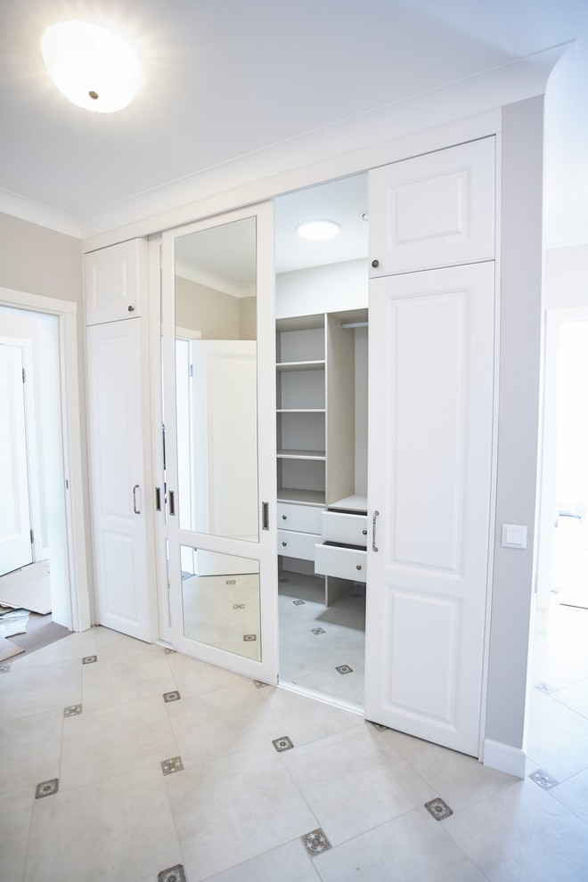 Раздвижные двери-купе raumplus для гардеробной