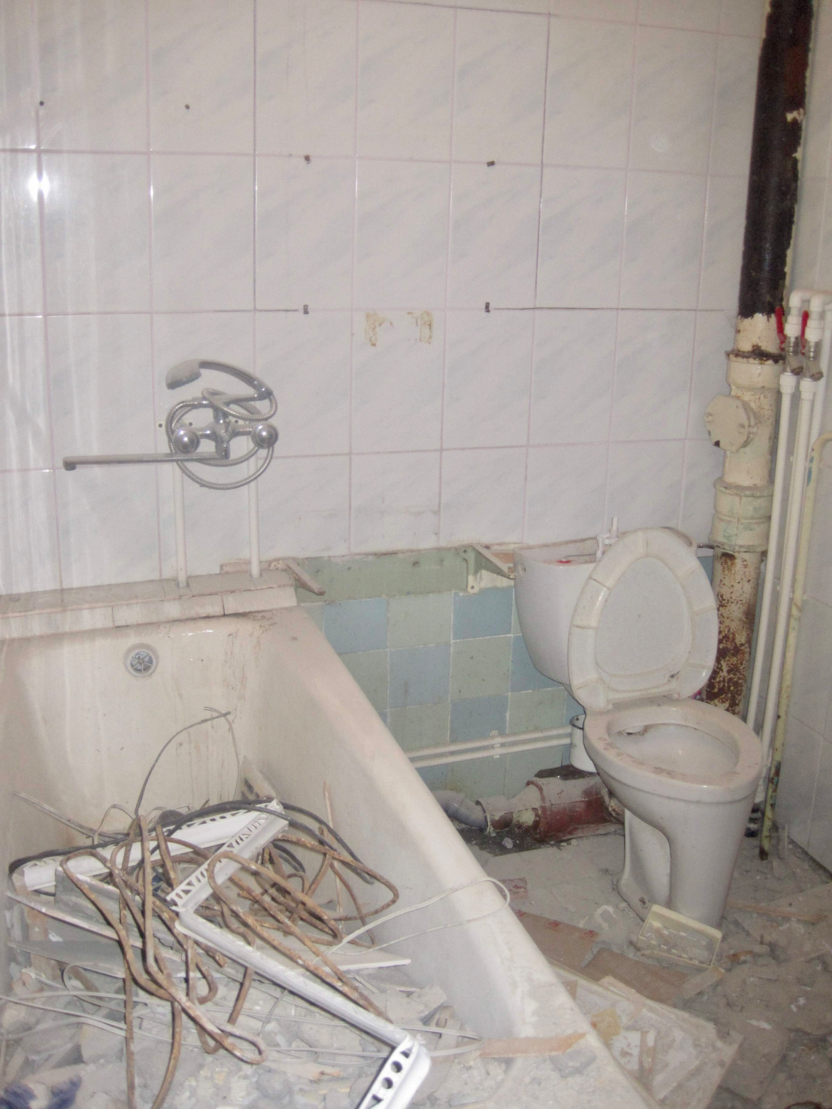 Ванная (до ремонта)