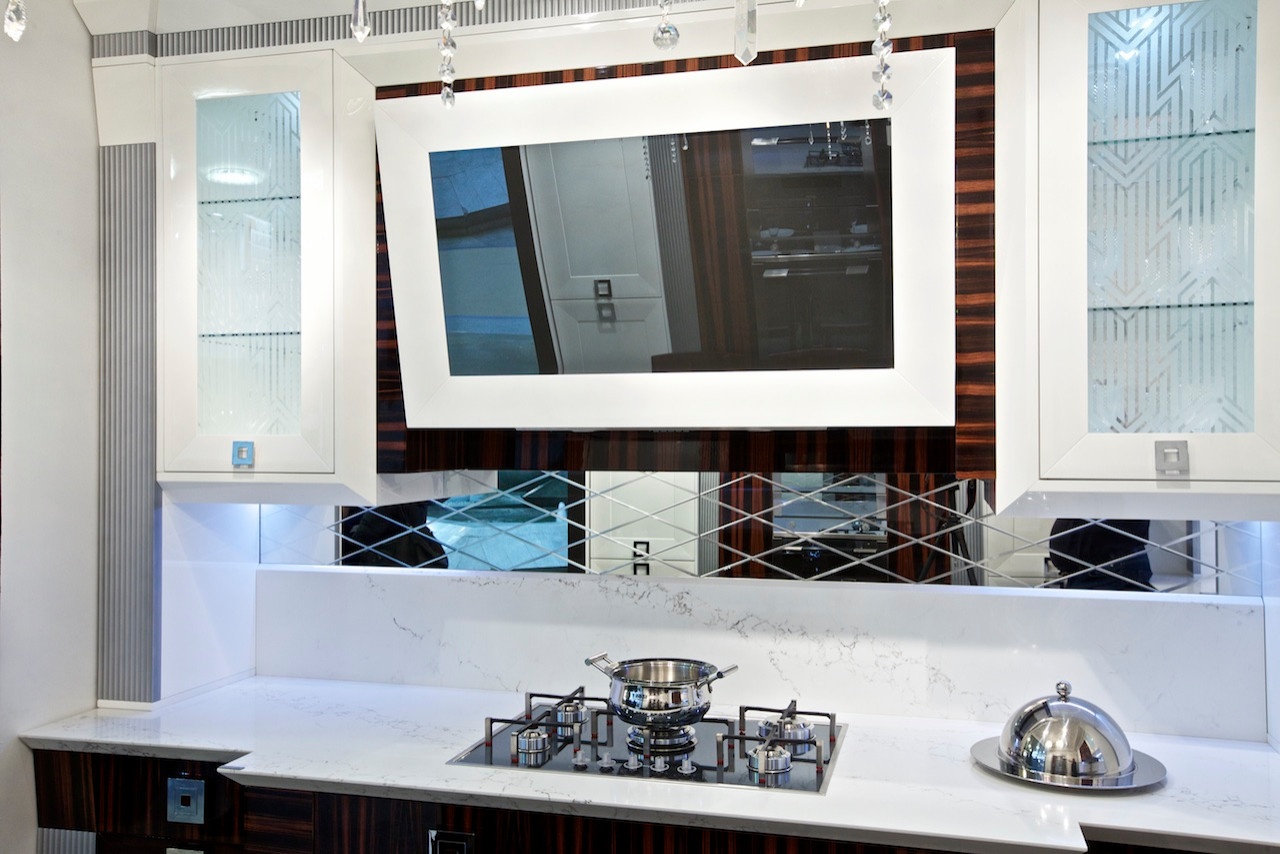 ИМПЕРИЯ, КЛАССИЧЕСКАЯ МОДЕЛЬ КУХНИ.