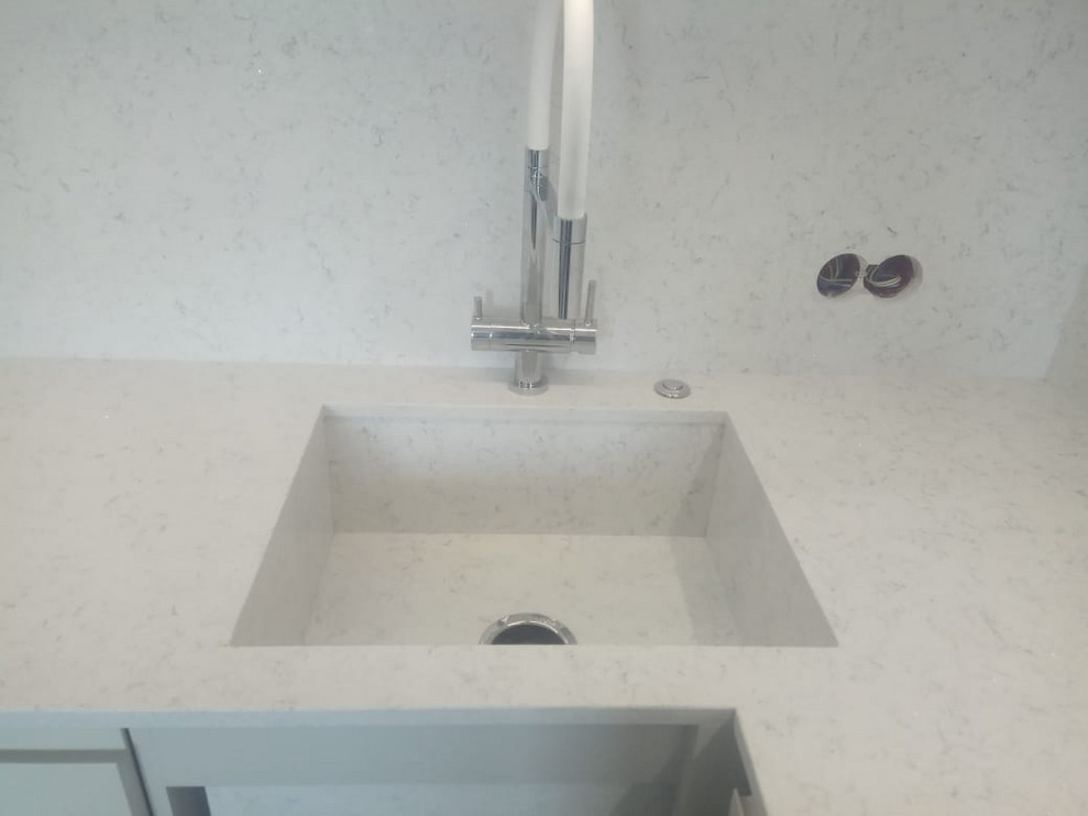 Кварцевый агломерат