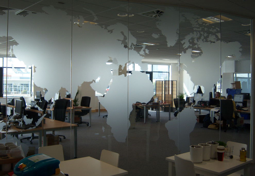 Декорирование стекла пленками