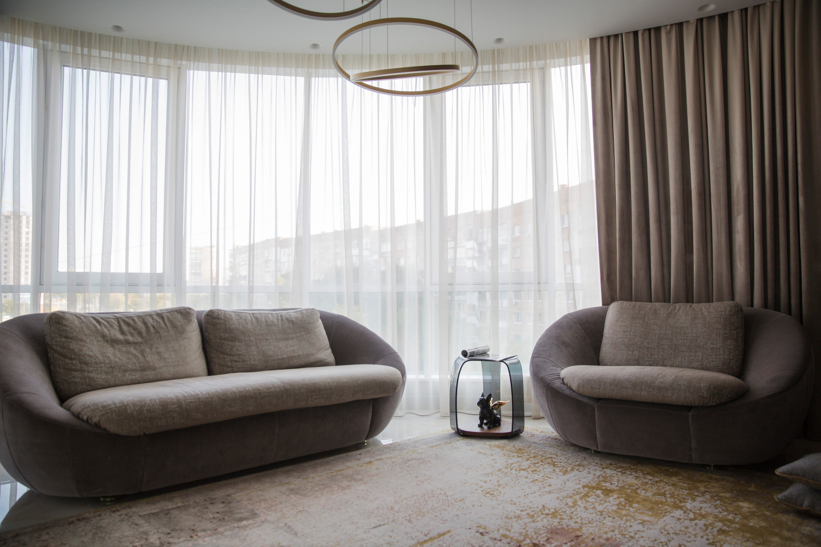 Квартира на набережной