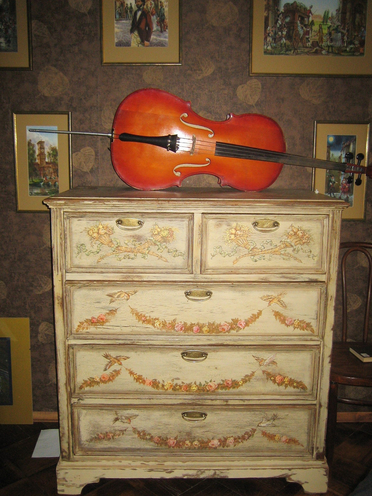 Роспись предметов интерьера