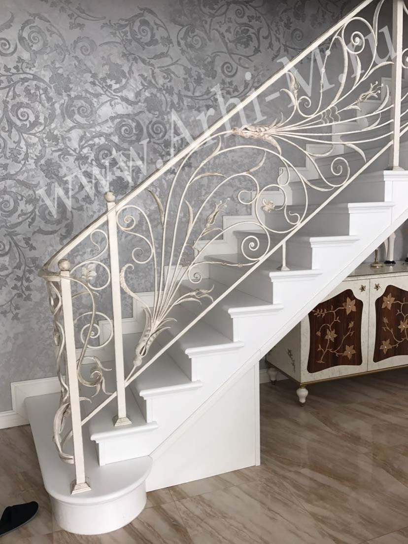 Кованые перила и ограждения лестниц