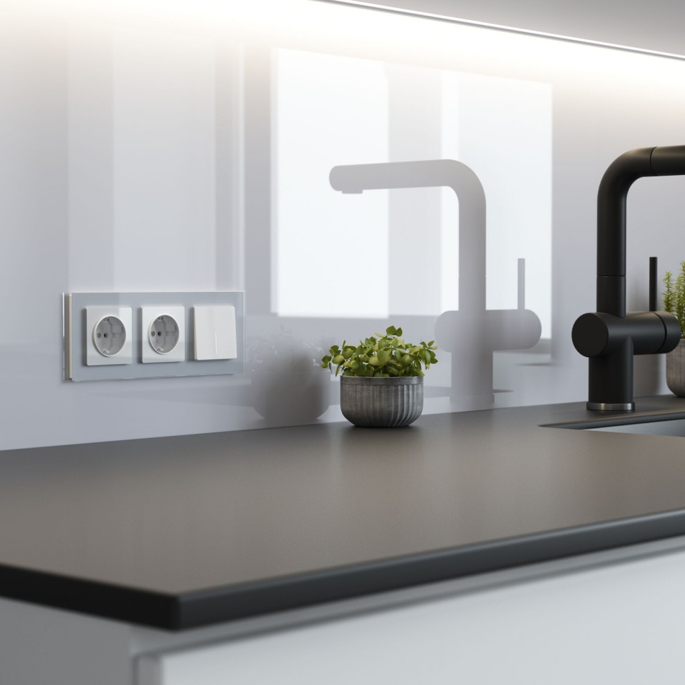 Белые акриловые механизмы