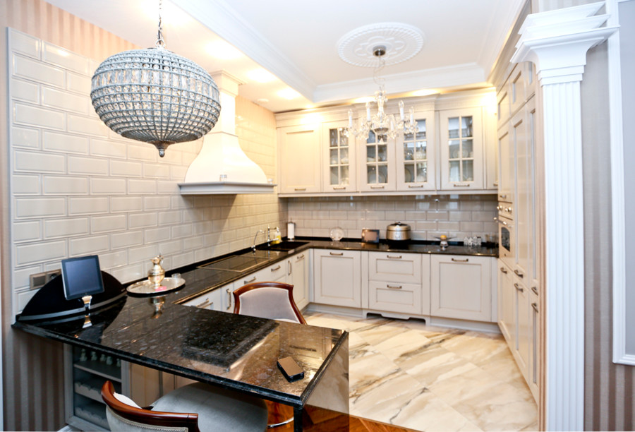 Авеню Монтень