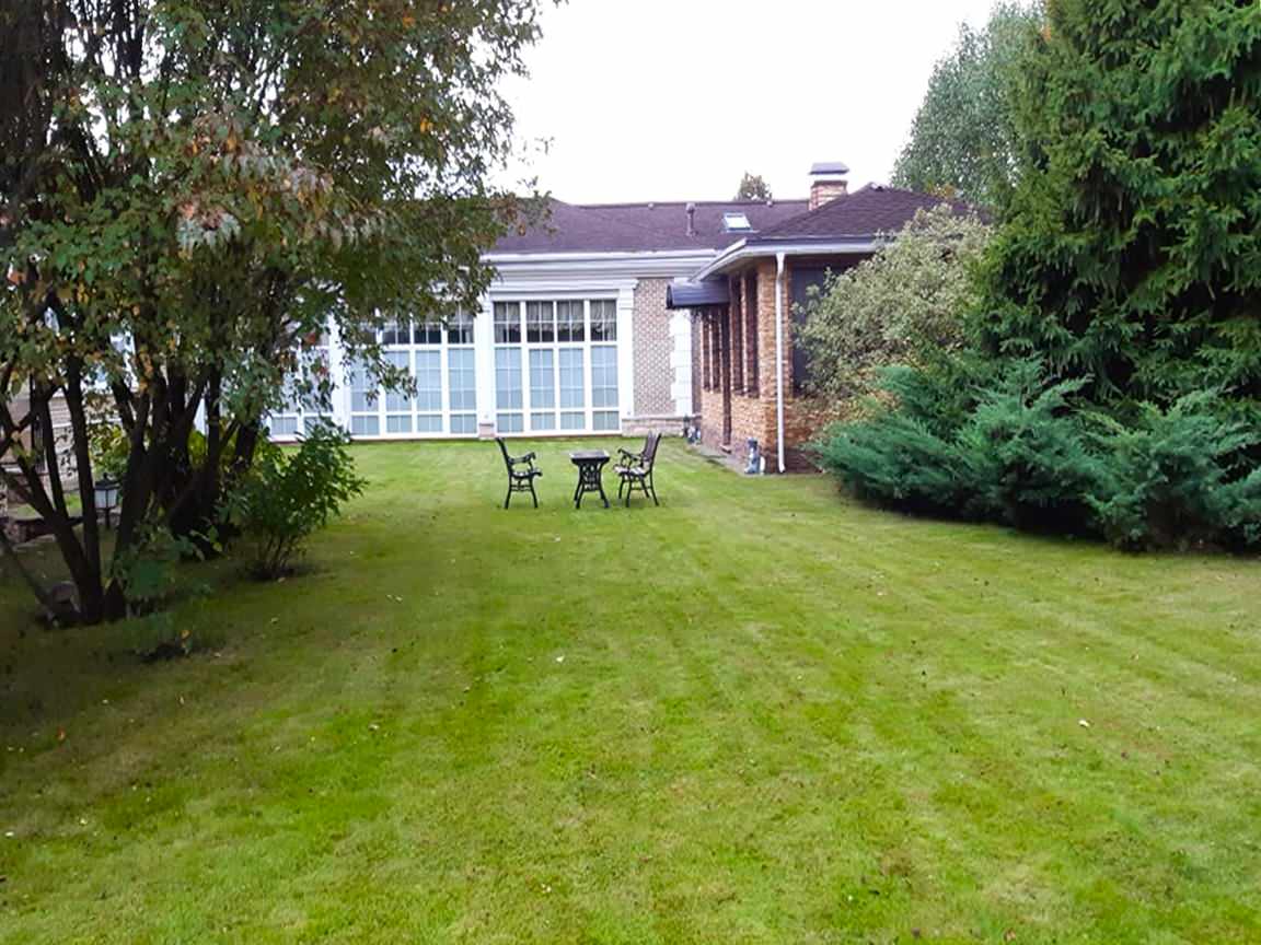 Ландшафтный дизайн участка 30 соток в поселке Павлово.