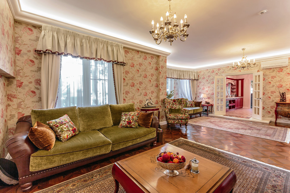 Английское чаепитие (Дом в поселке Зеленый мыс)