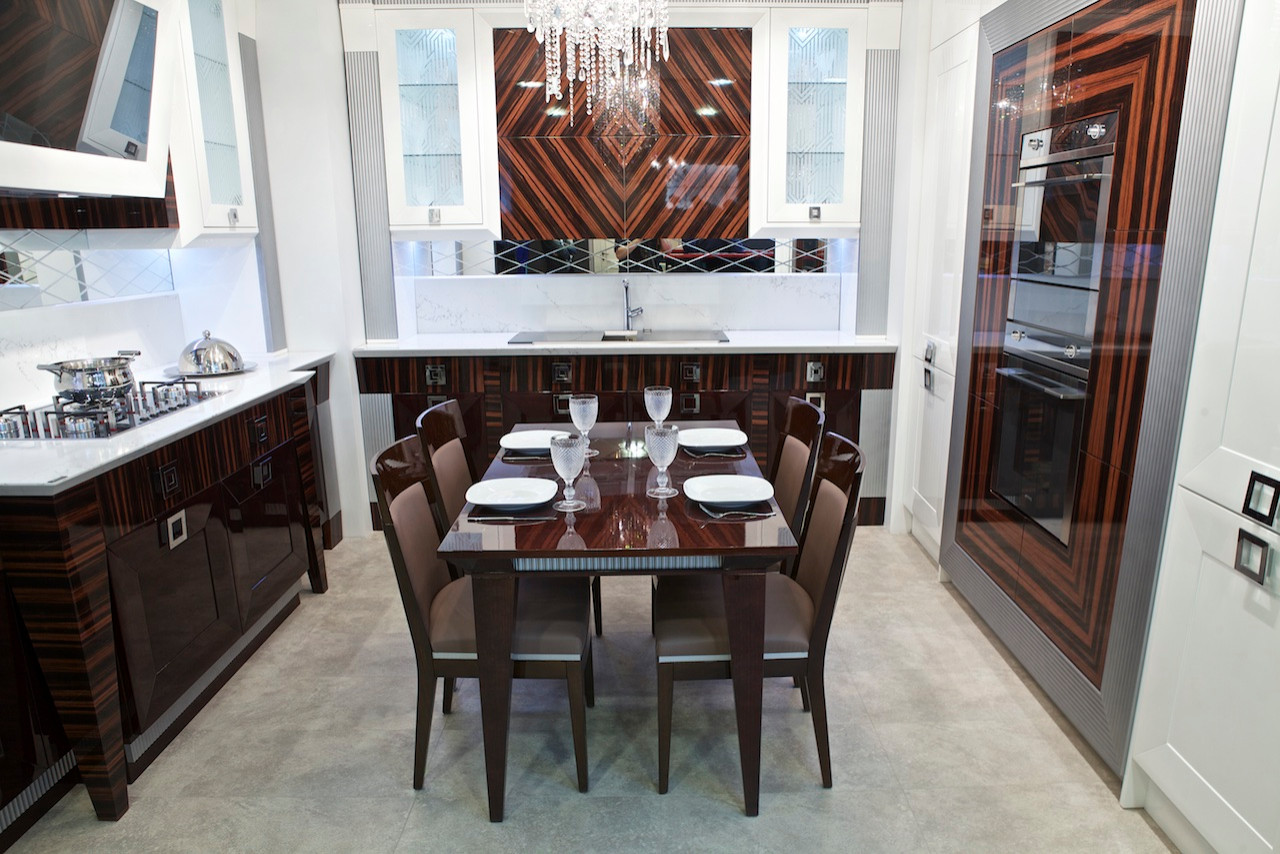 ИМПЕРИЯ, КЛАССИЧЕСКАЯ МОДЕЛЬ КУХНИ.