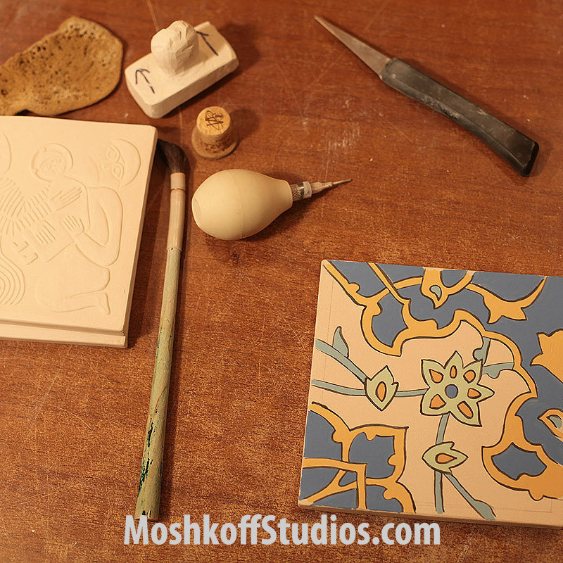 процесс изготовления плитки ручной работы