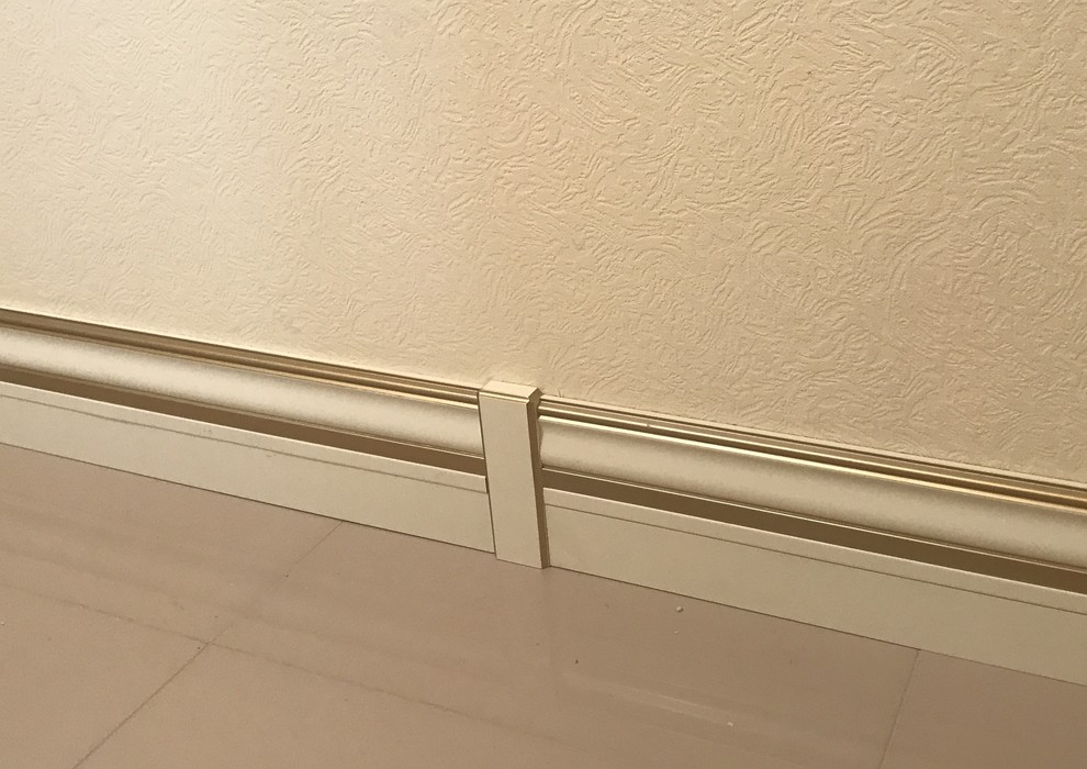 Обложка проекта: Монтаж плинтуса