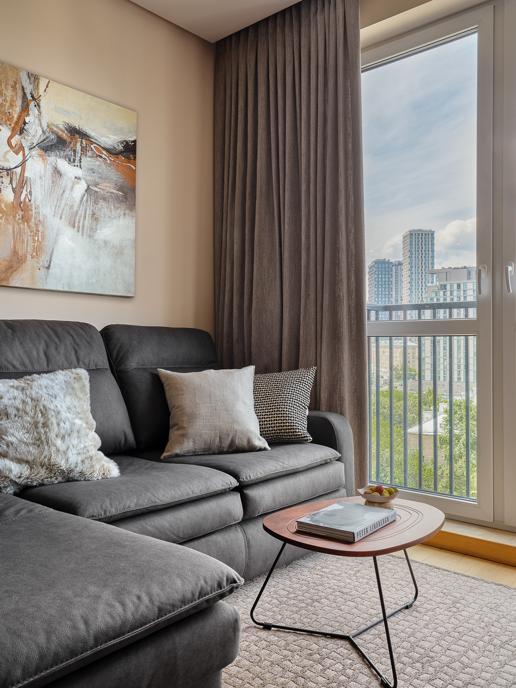 Трехкомнатная квартира 98 кв.м. в ЖК "Западный порт"