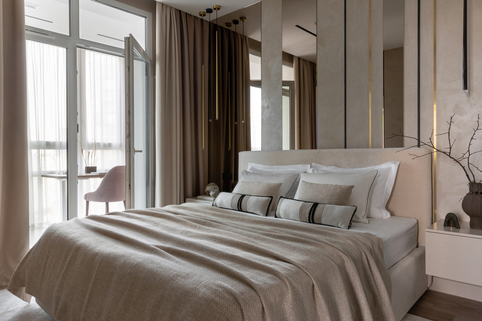 Елена Липатова