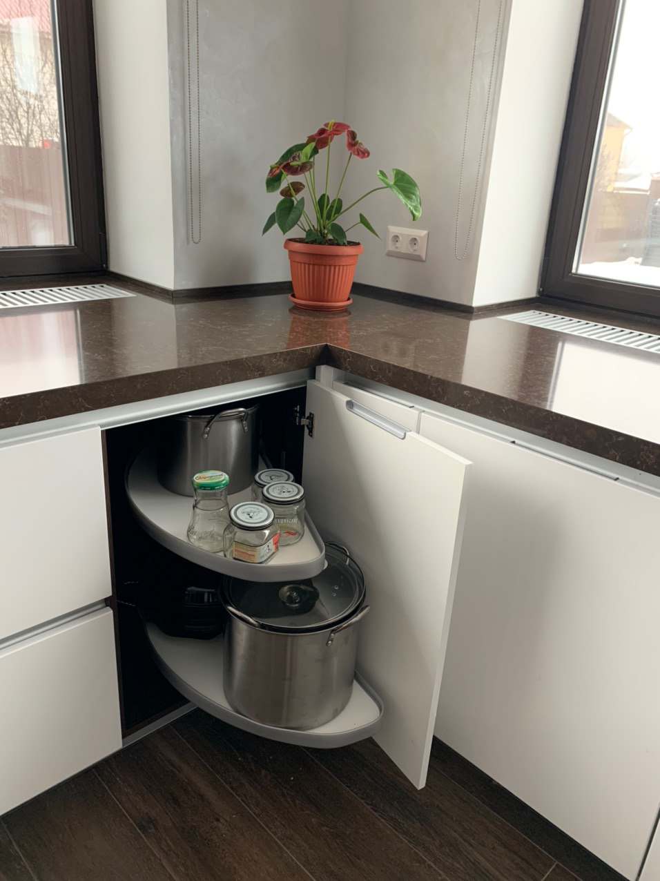 Кухня в современном стиле, пос. Большие Кабаны