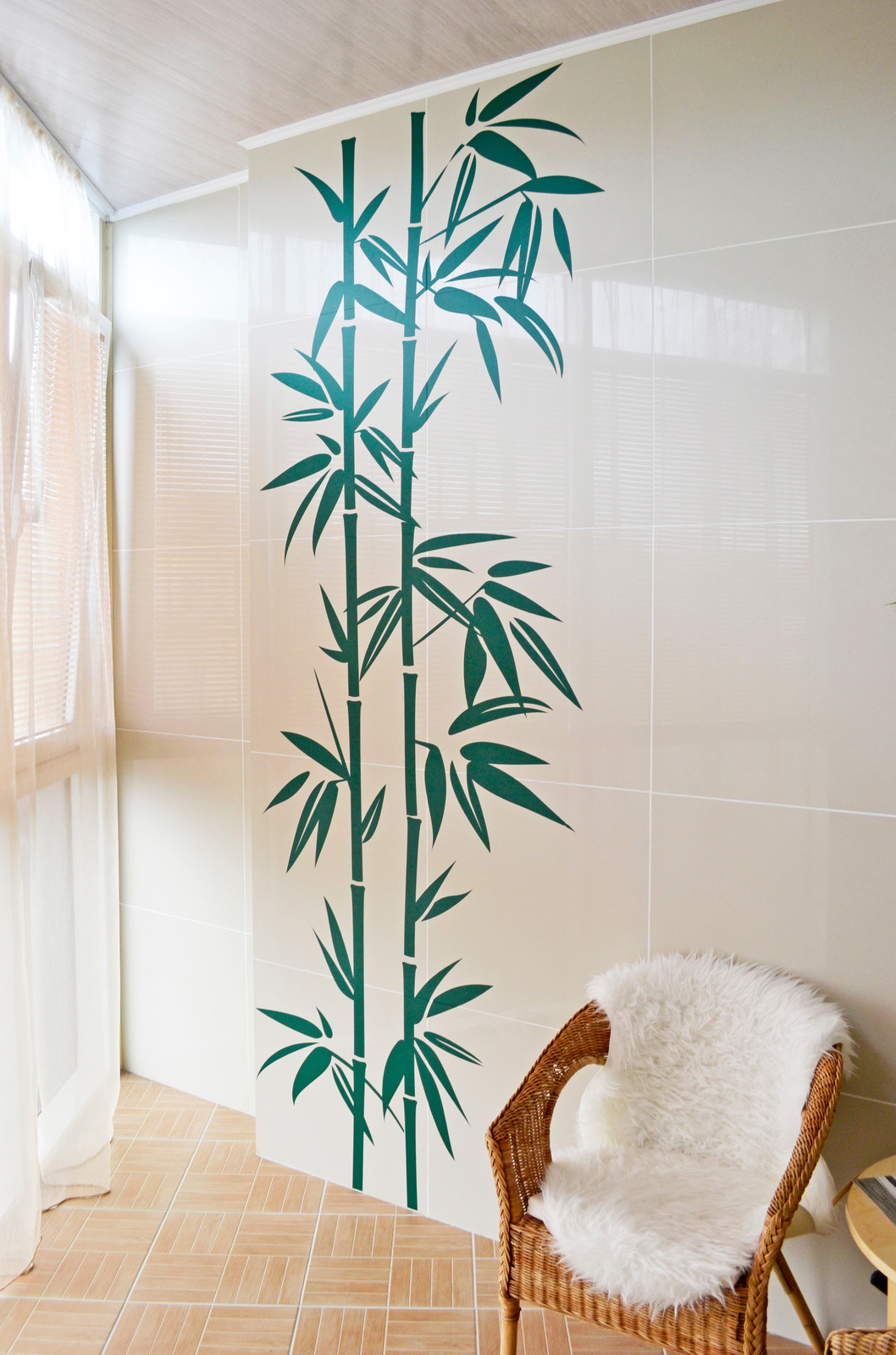 Интерьерная наклейка Бамбук на балконе