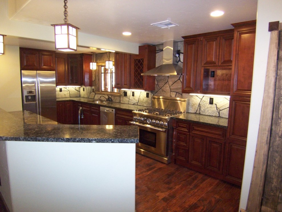 Обложка проекта: "Oslo" - Горное шале