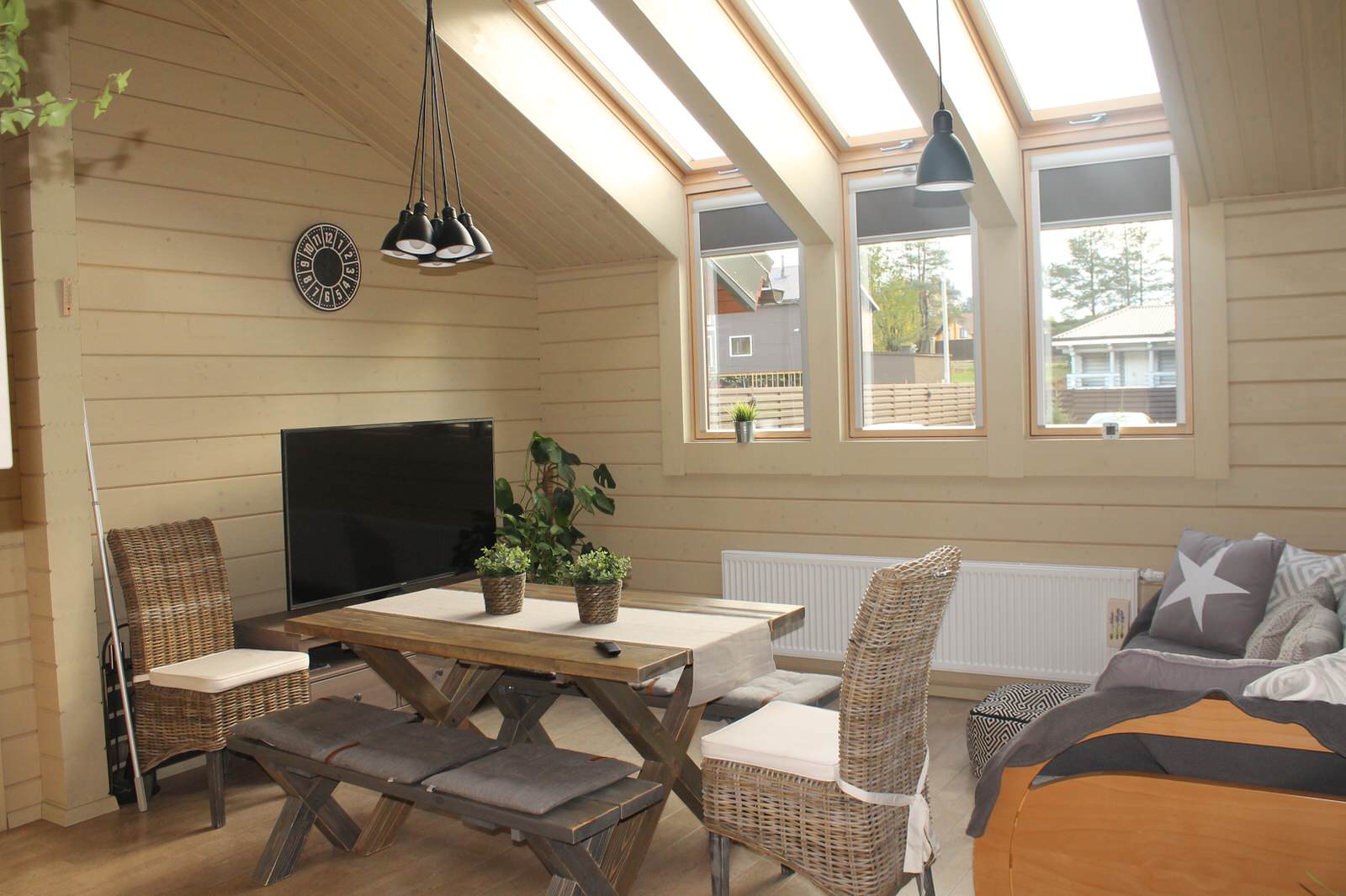 Отделка дома и бани из клееного бруса