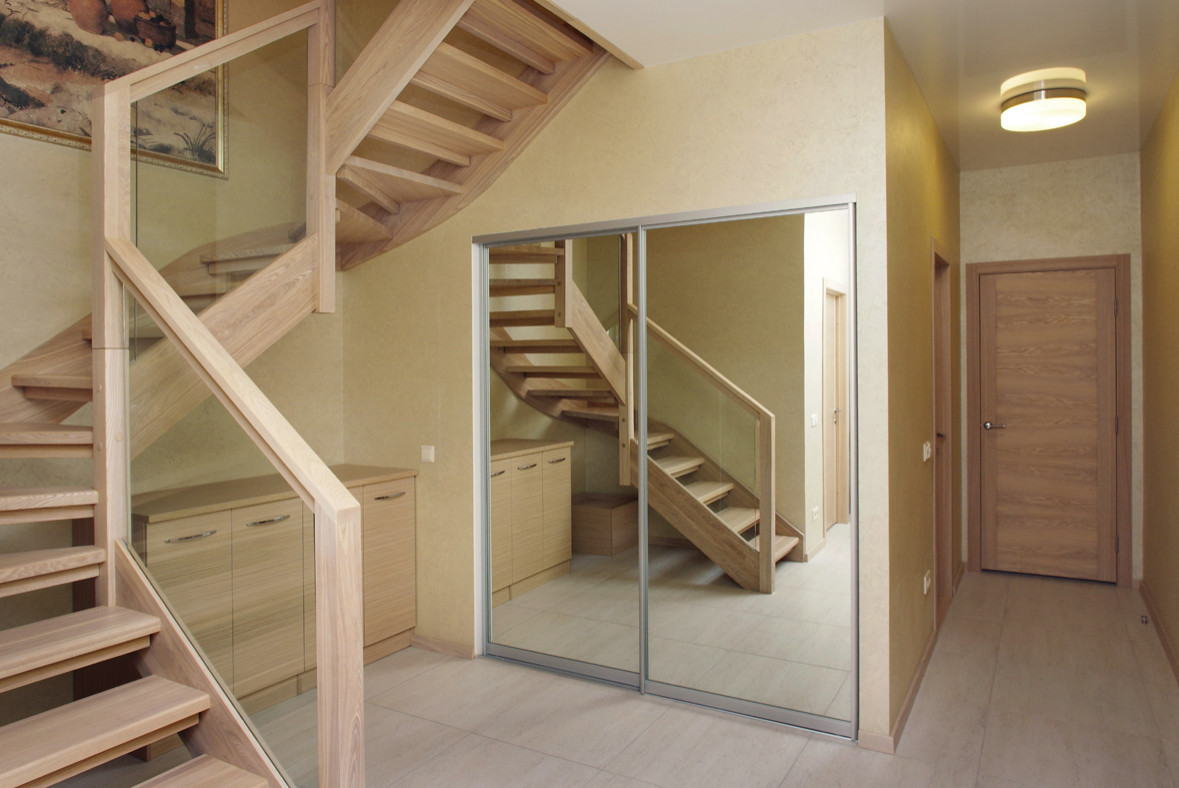 Обложка проекта: Натуральный ясень, дизайнер Юлия Бернухова