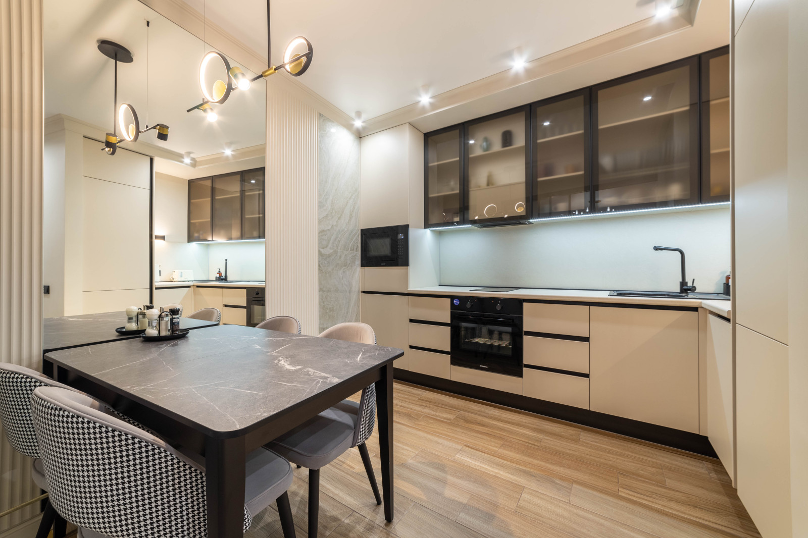 Квартира с современным ремонтом в центре Сочи