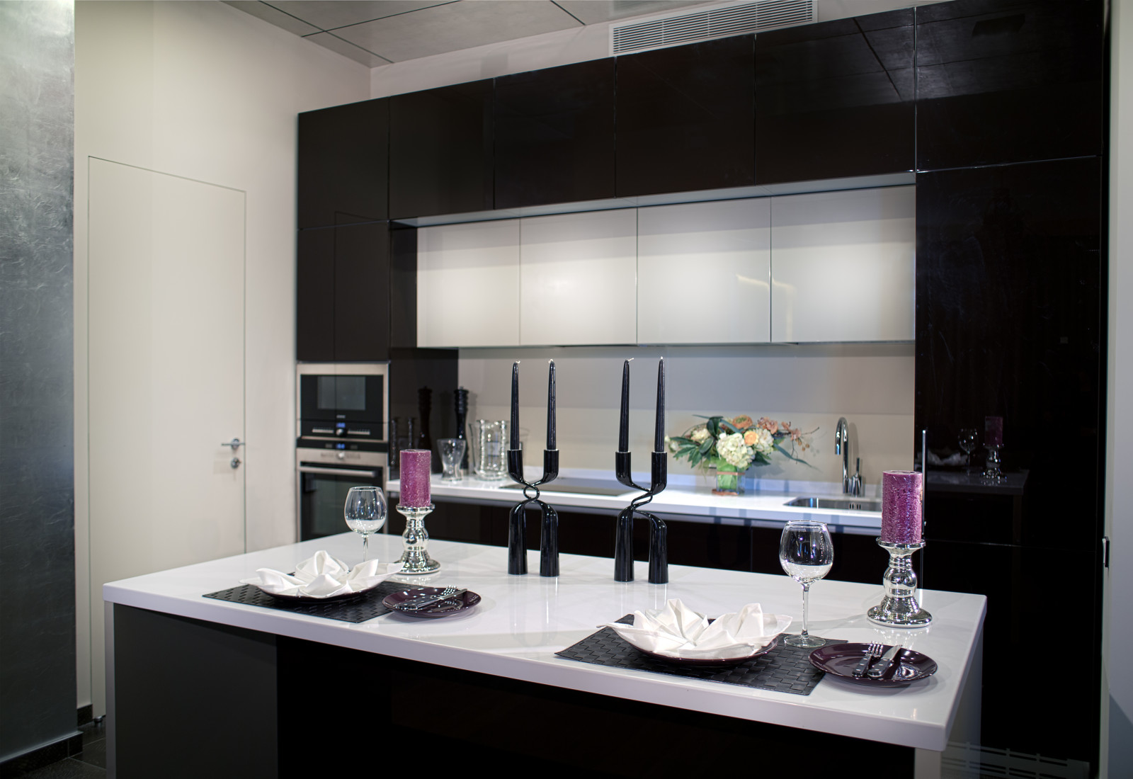 Квартира на Староильинской