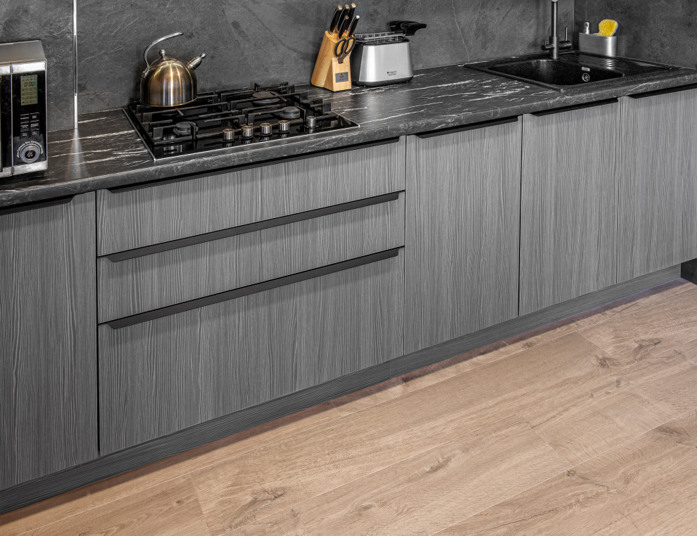 Кухня в ЖК Паруса г. Рязань, пленка + пластик