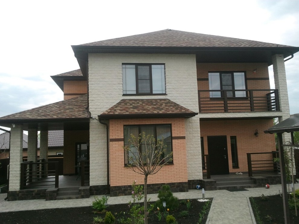 Обложка проекта: частный дом в двух воплощениях