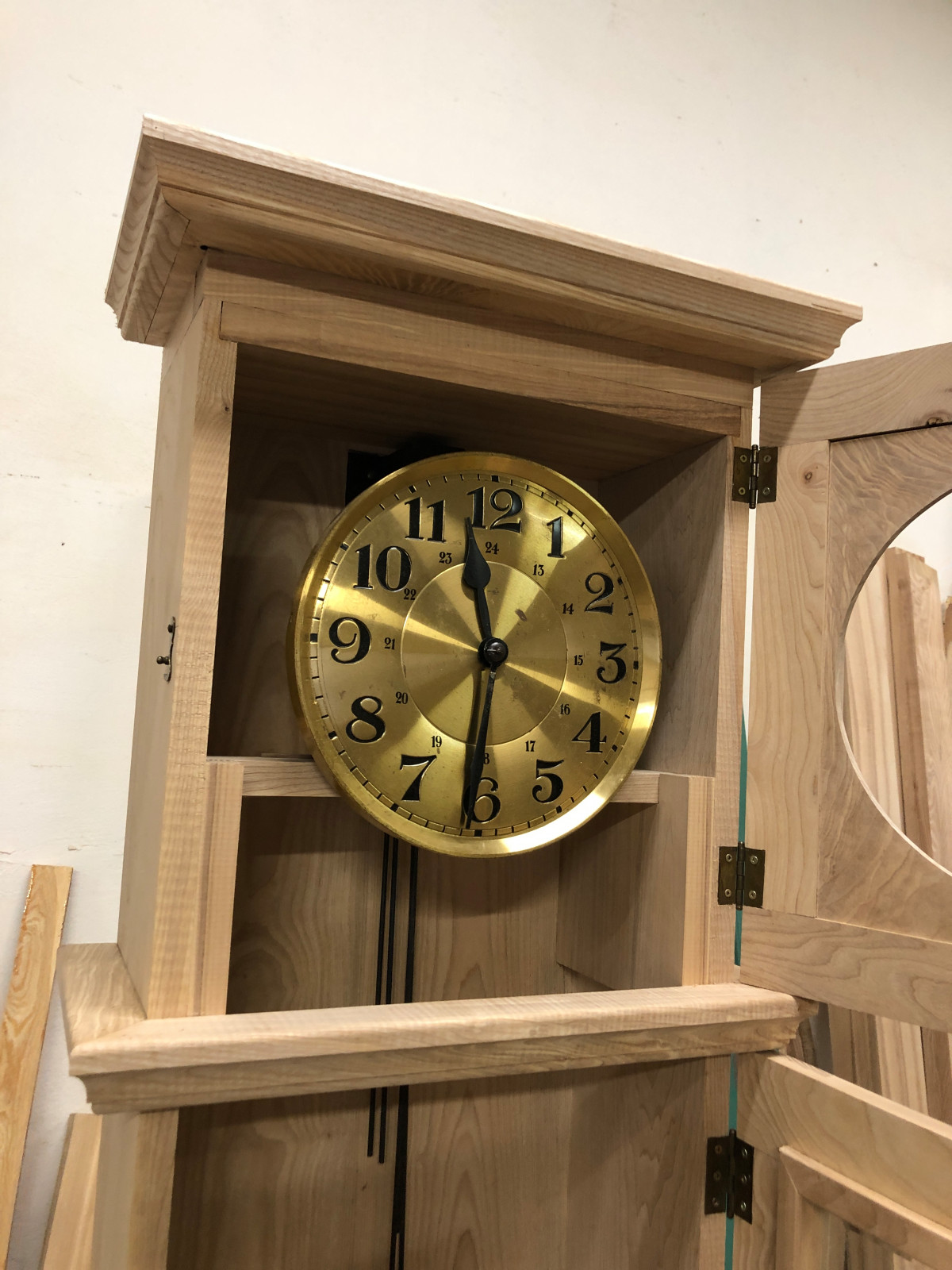 Корпус для польских часов 4-х годов из массива ясеня