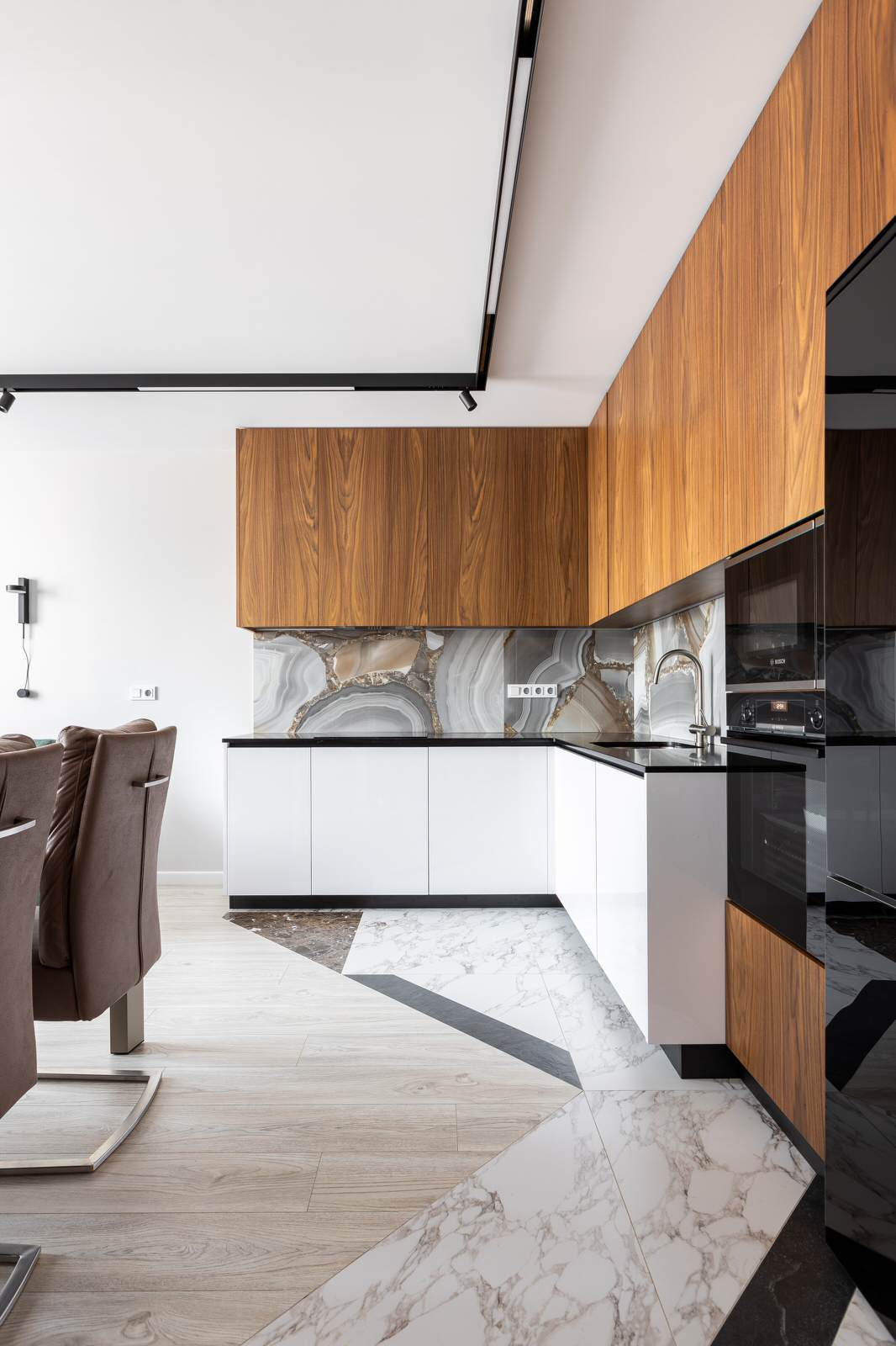 Обложка проекта: Ремонт трехкомнатной квартиры 76 м2