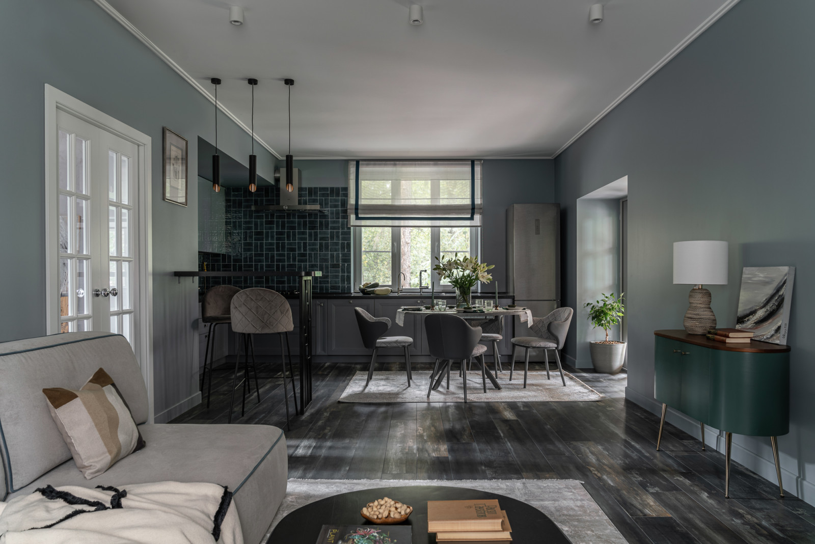 Houzz тур: Загородный дом для семьи врачей