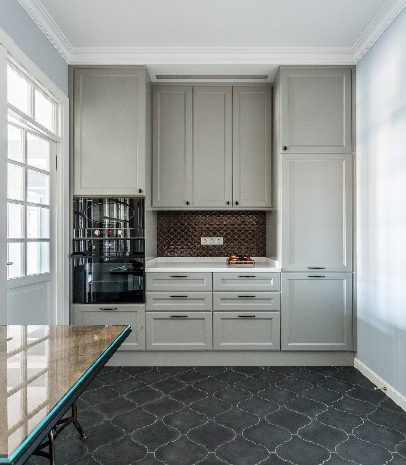 Houzz тур: Серая-серая квартира на севере Москвы