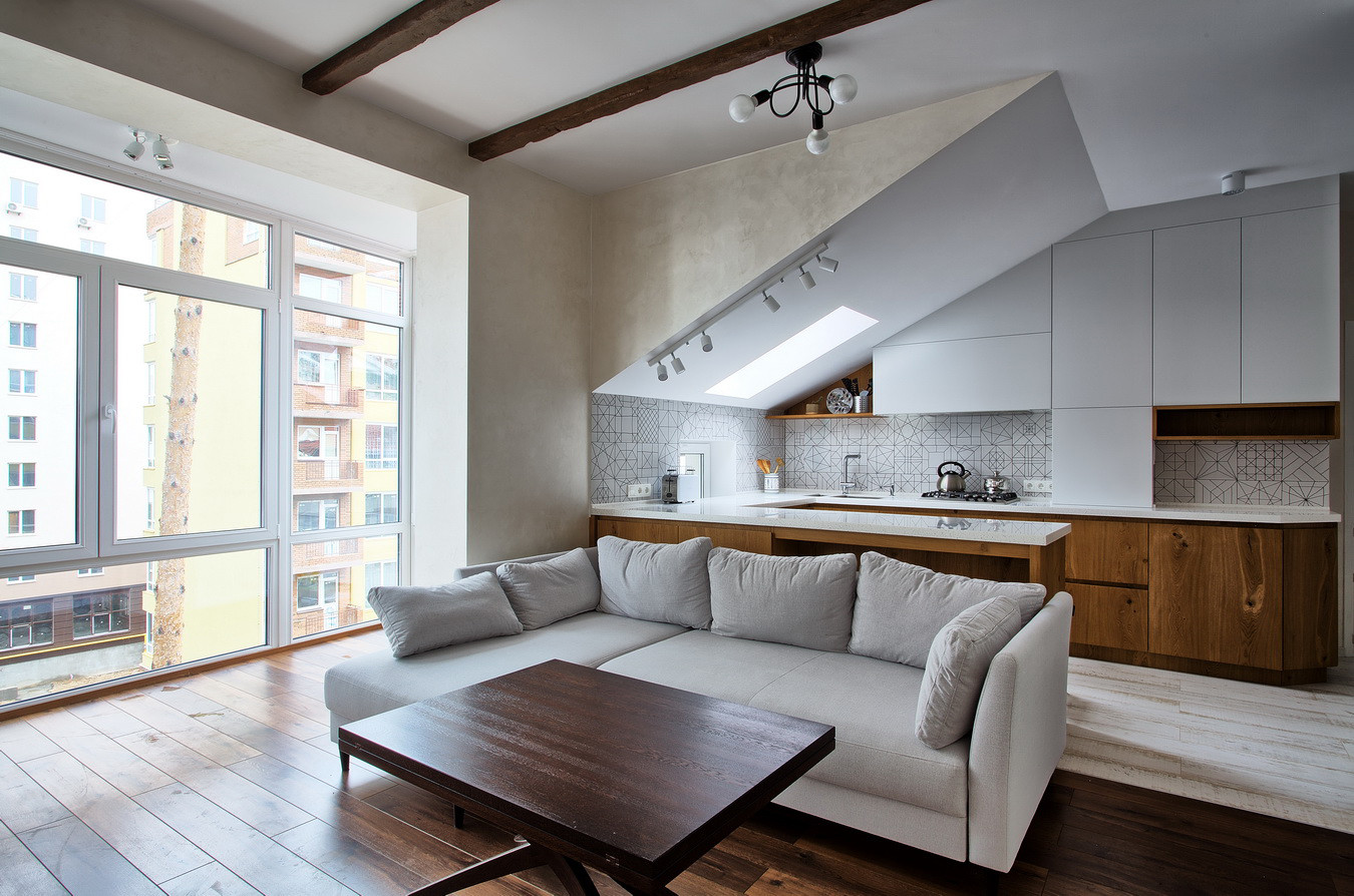 Simple на мансардному поверсі