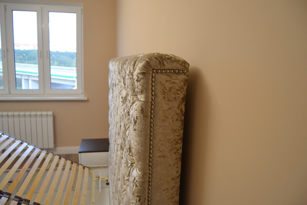 Кровати в каретной стяжке