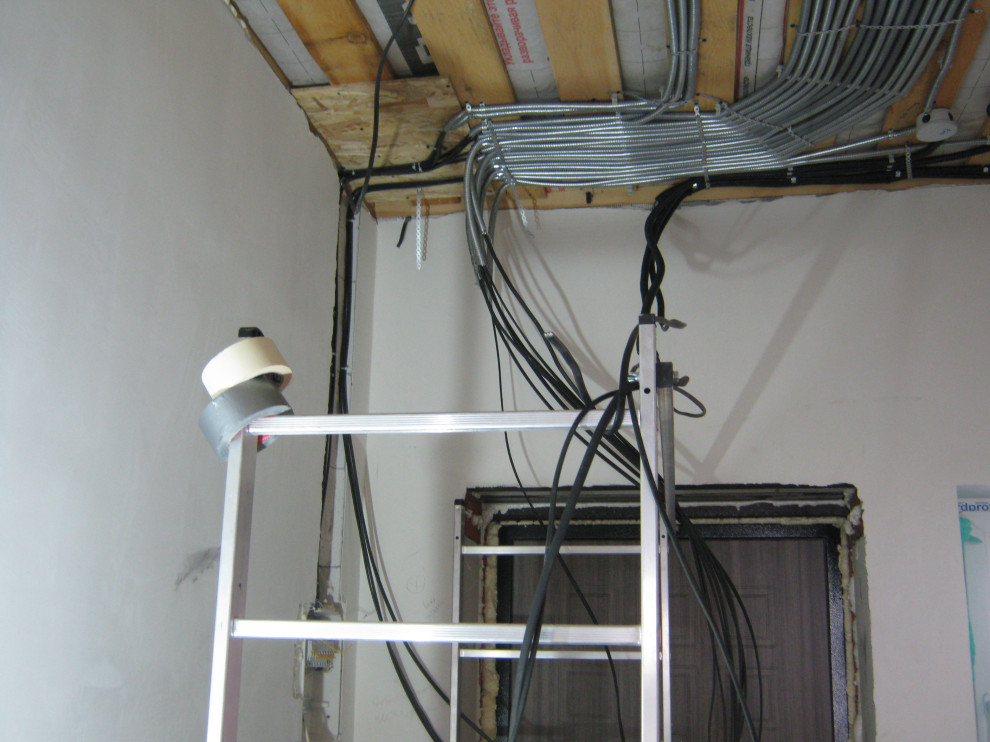 Коттедж. Электромонтажные работы