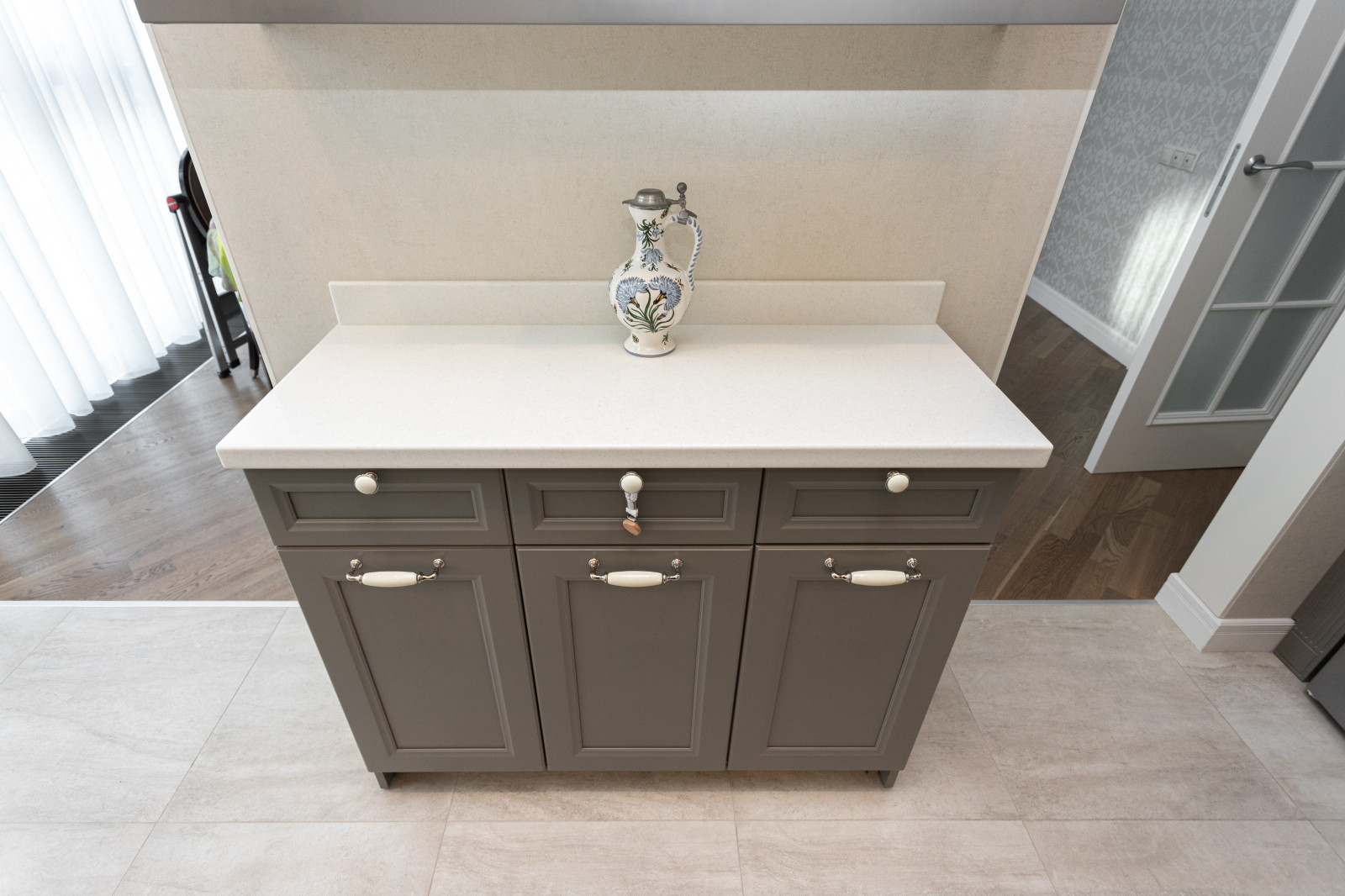 Кухня в квартире у моря г. Светлогорск