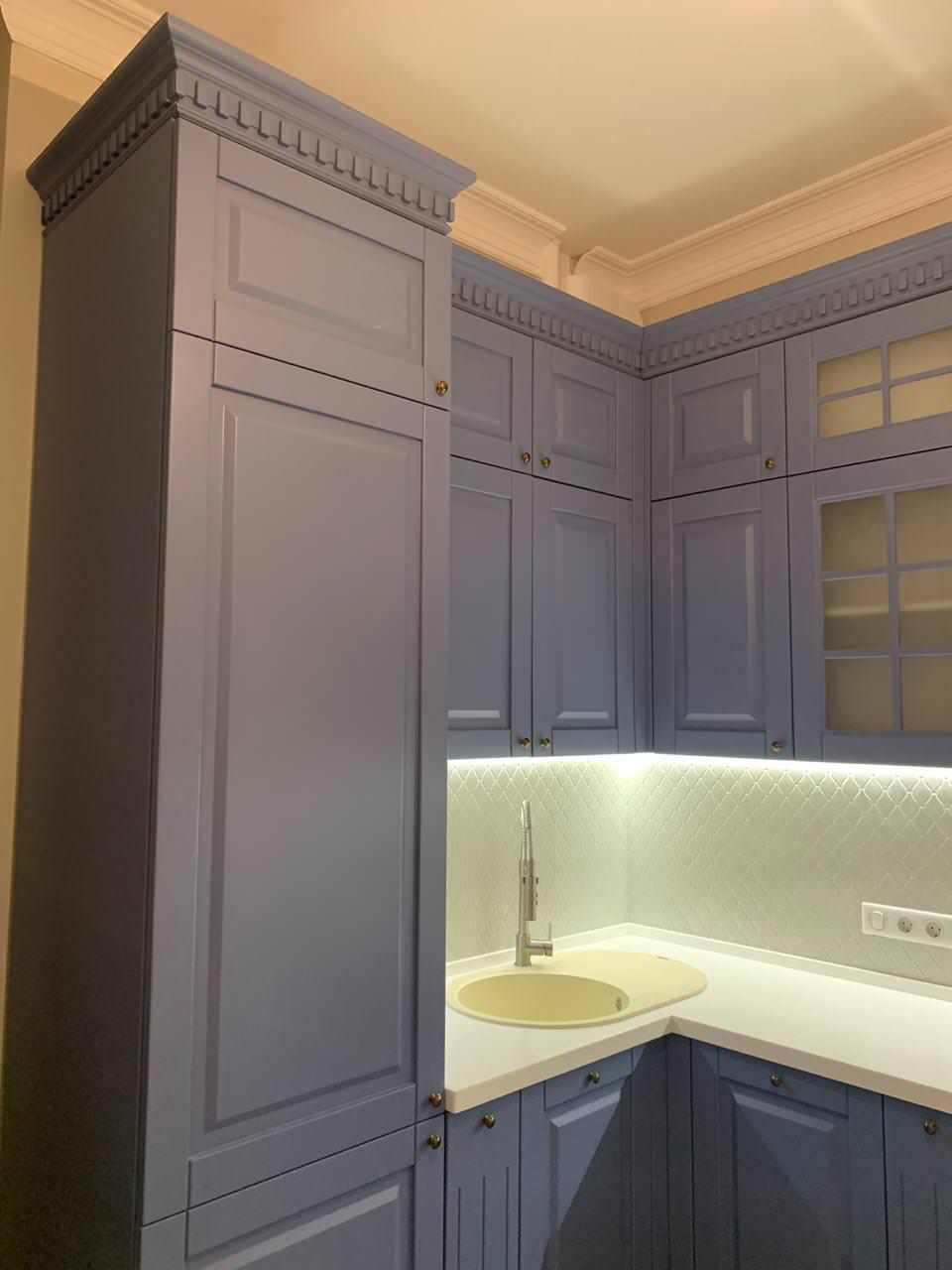 Кухня современная классика