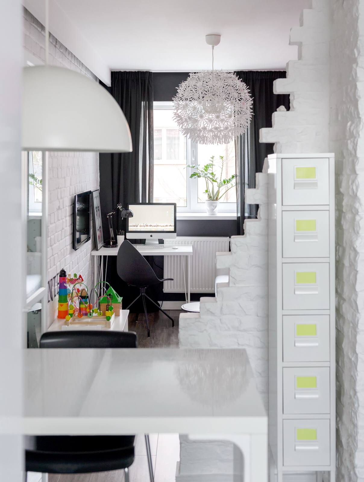 Скандинавский интерьер в немецком доме в российском городе.