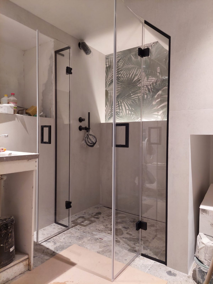 Душевая стеклянная