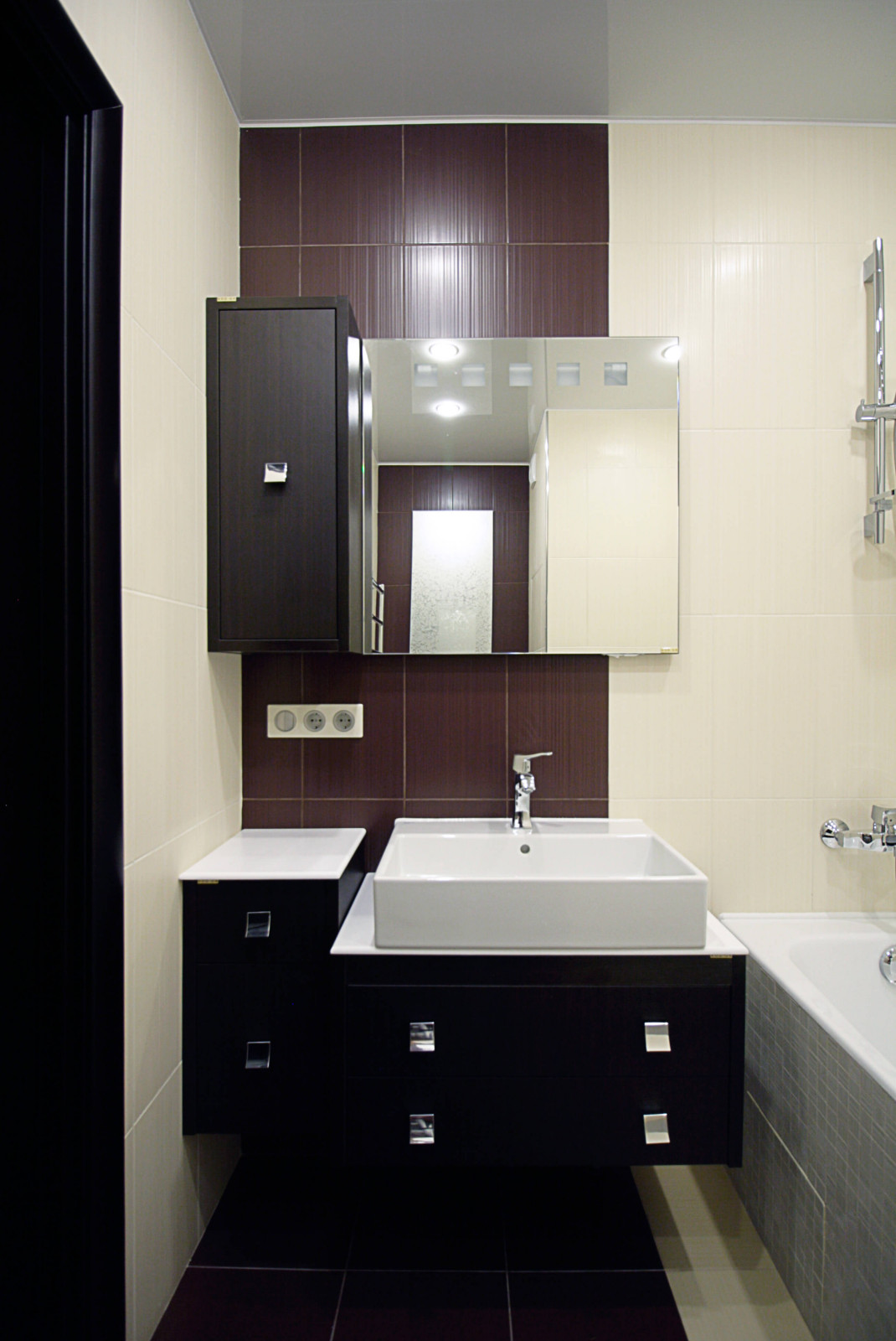 Квартира для молодей девушки