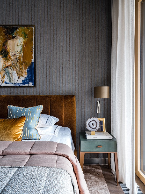 Картины в спальне