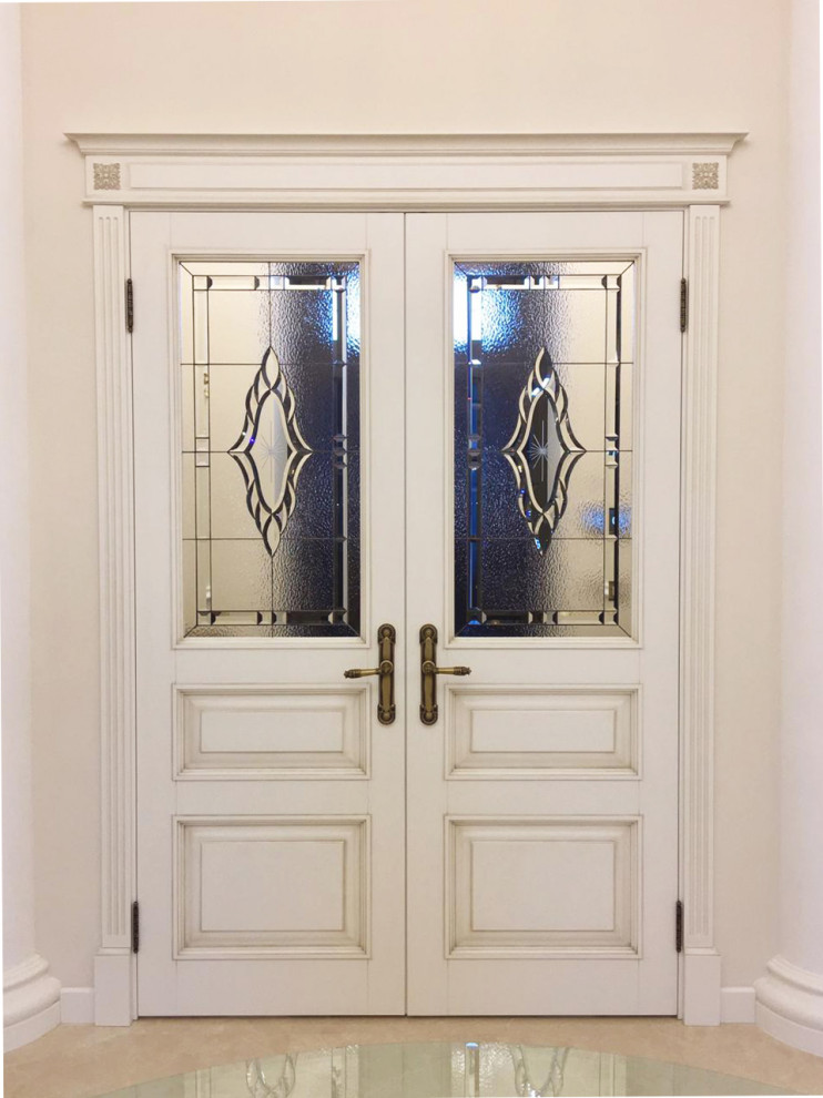 Обложка проекта: Двери с витражами