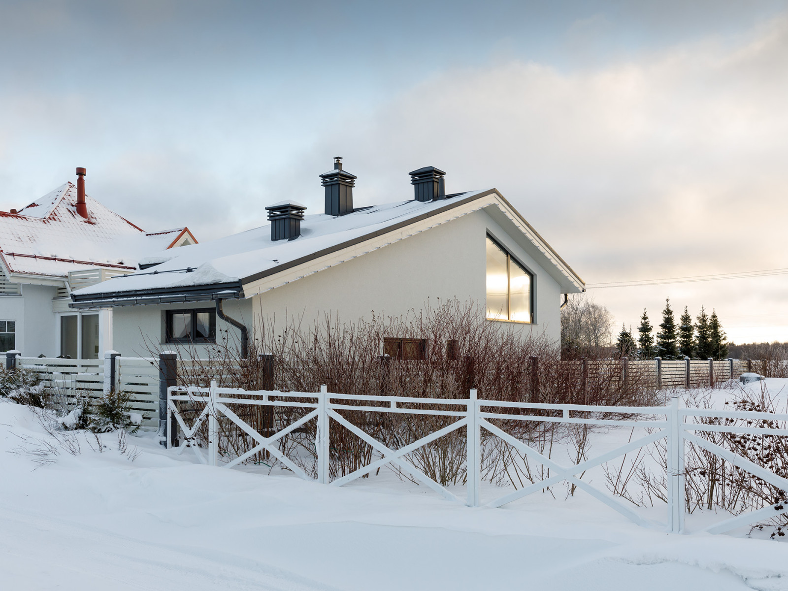 ЗАГОРОДНЫЙ ДОМ В ПОСЕЛКЕ «ОСТРОВ»
