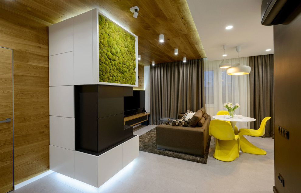 Houzz тур: Камин, мох и граффити в Новосибирске
